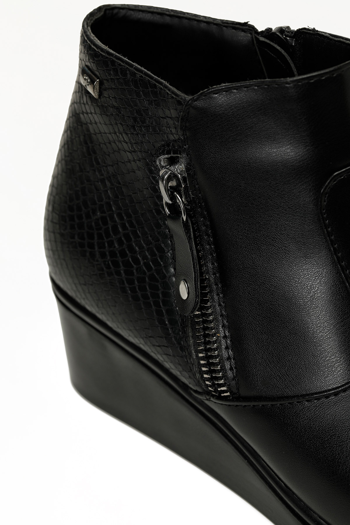 Polaris 163050.Z5PR Siyah Kadın Dolgu Topuk Bot - Görsel 8