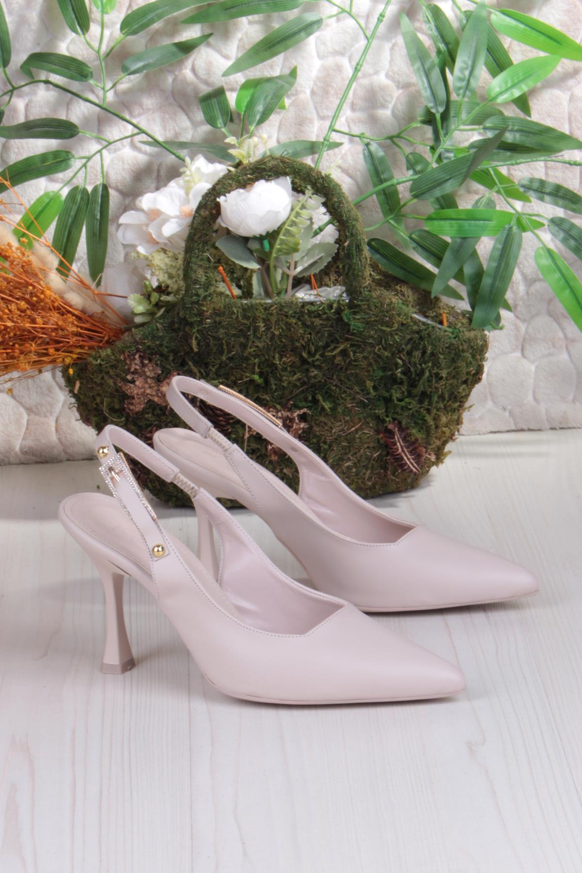 086-5047 Fls Önü Kapalı Taşlı Toka Detaylı Arkası Açık Topuklu Ayakkabı - Görsel 6