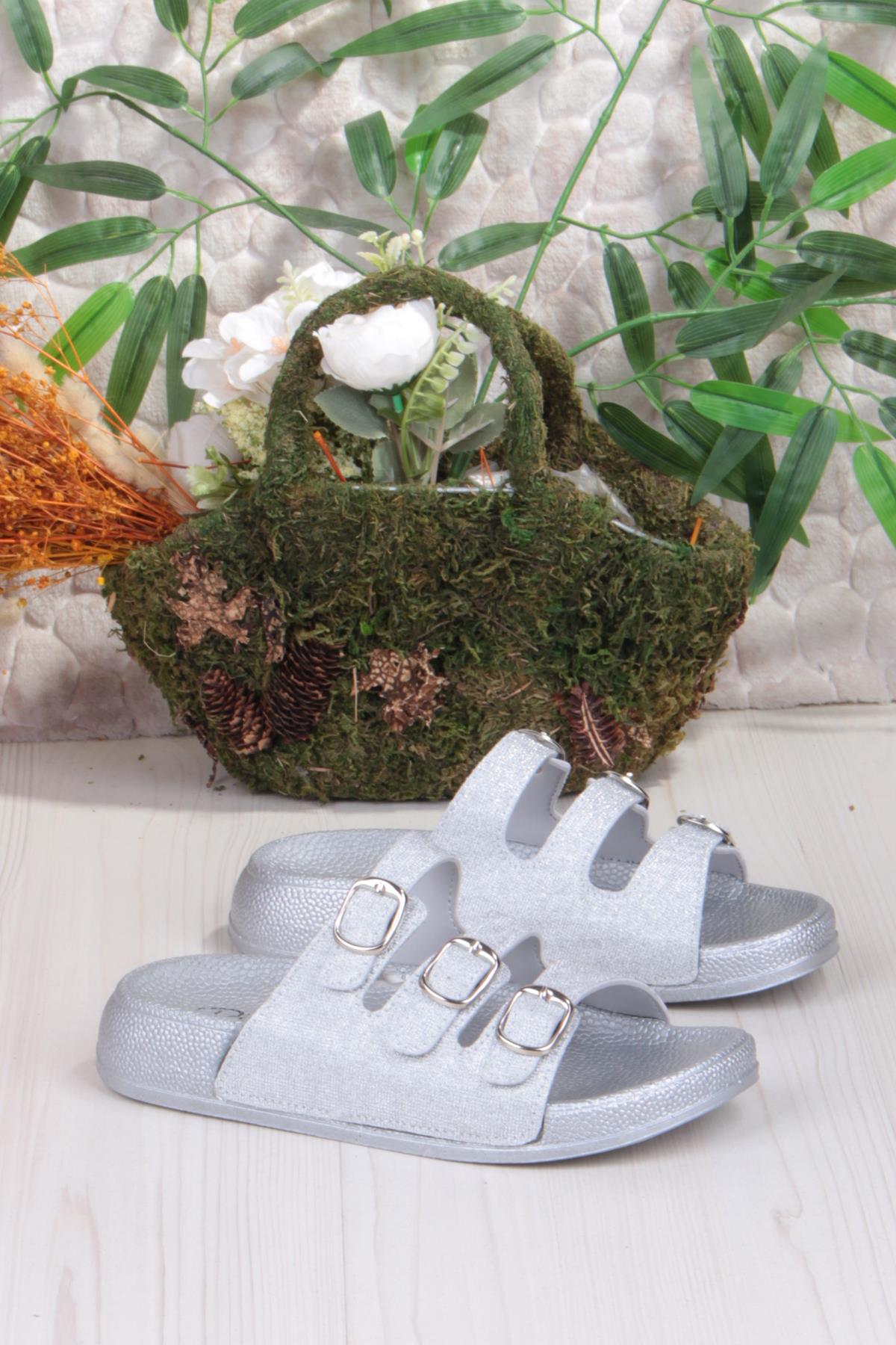 100403 Pienn Anatomik Esnek Rahat Simli Baskılı Üç Tokalı Kadın Terlik - Görsel 6