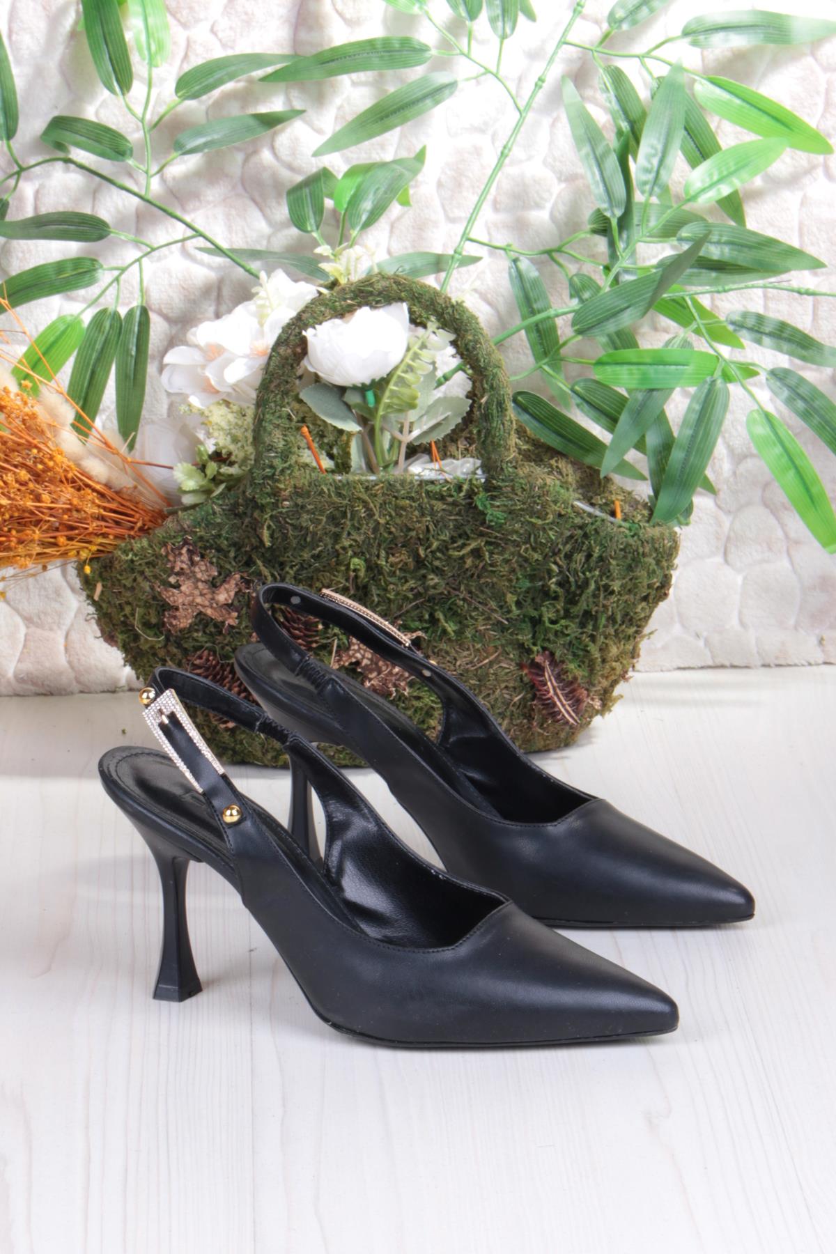 086-5047 Fls Önü Kapalı Taşlı Toka Detaylı Arkası Açık Topuklu Ayakkabı - Görsel 6