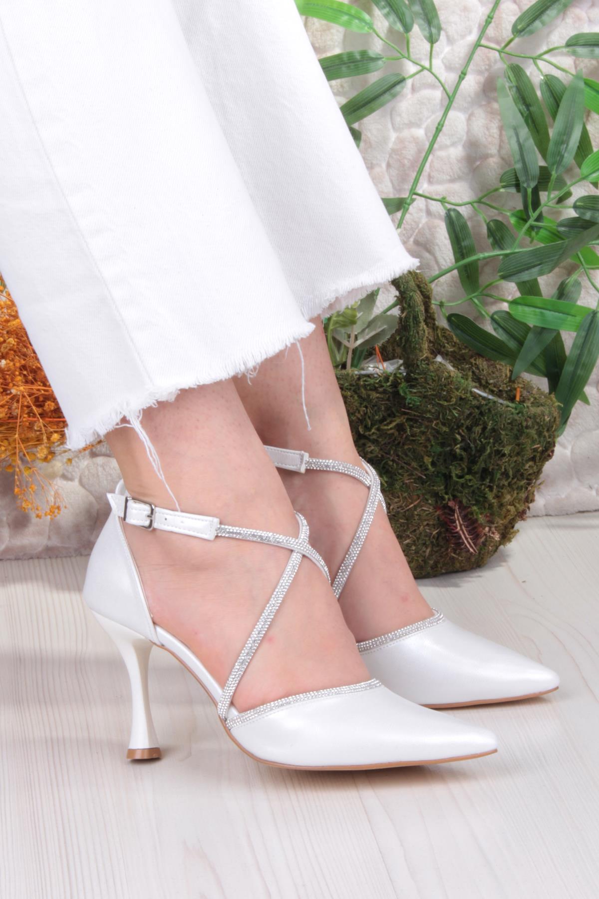 35693 Saten Çapraz Bantlı Biye Taşlı Topuklu Abiye Ayakkabı Kadın Ayakkabı - Görsel 2