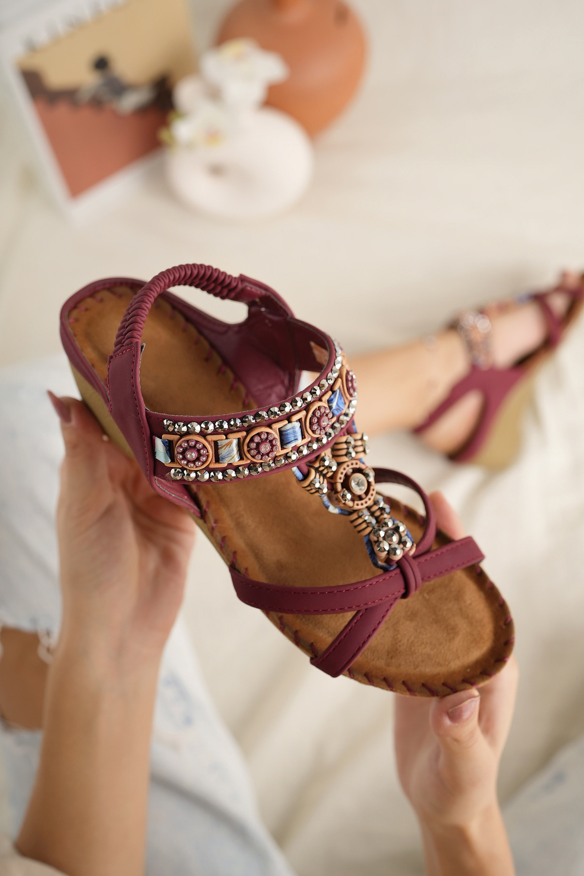 Angelina Anatomik Fashion Taşlı Günlük Kadın Sandalet - Görsel 3