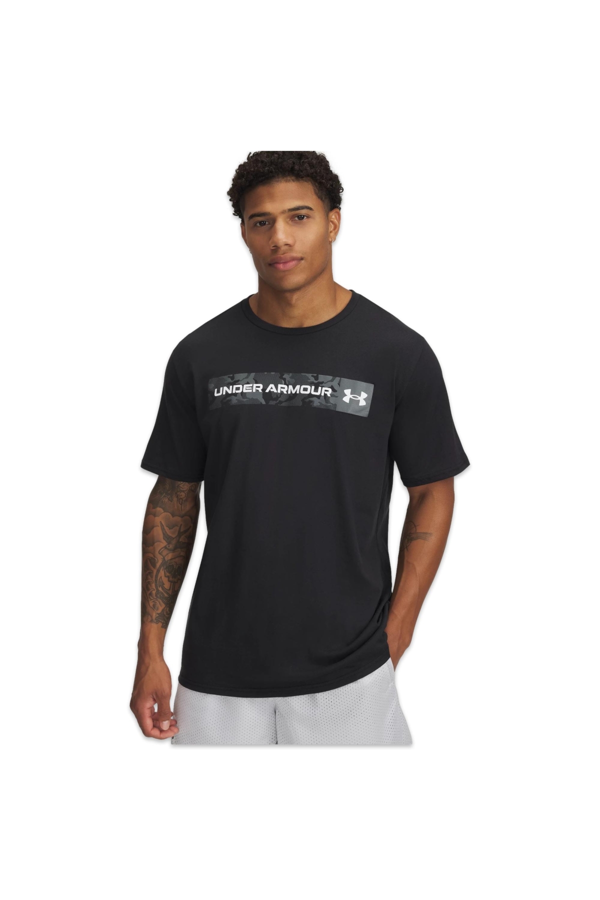 1376830 Ua Camo Chest Stripe Ss Siyah Erkek T-Shirt Fiyatları | Flo