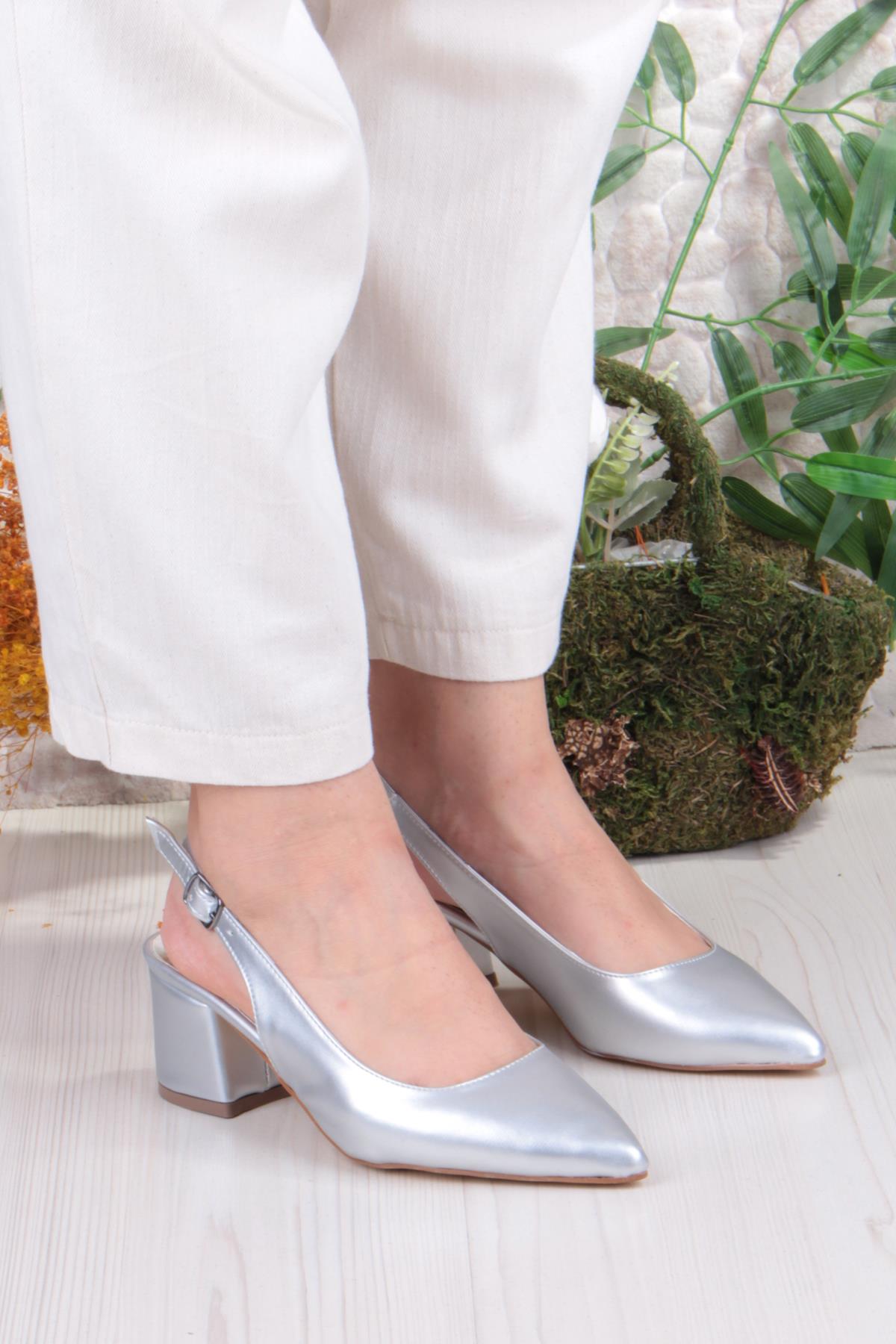 110-420 Fls Arkası Açık Kalın Topuk Klasik Kadın Ayakkabı - Görsel 4