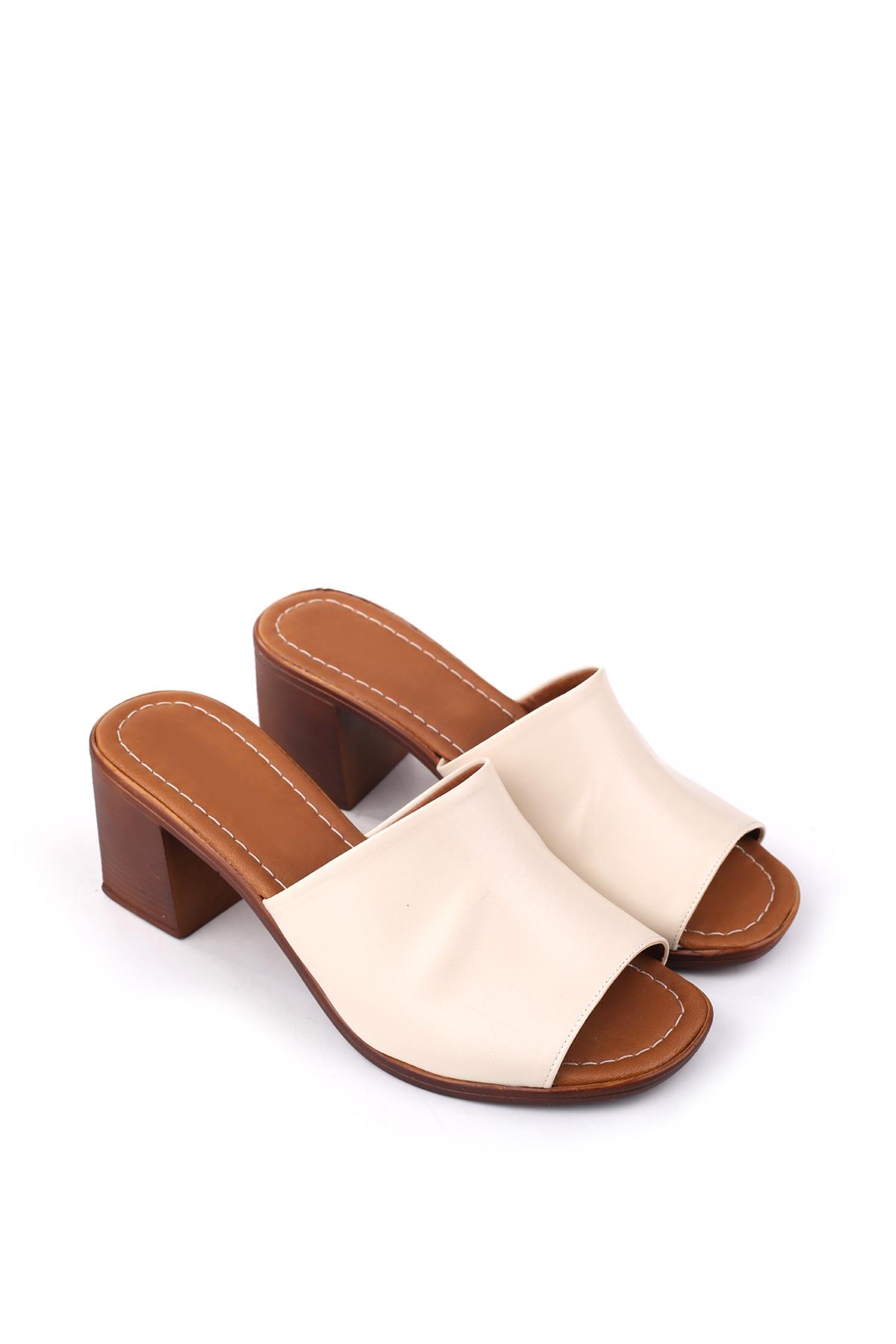 1701 Kadın 7 Cm Kare Topuk Rahat Taban Kadın Terlik - Görsel 2