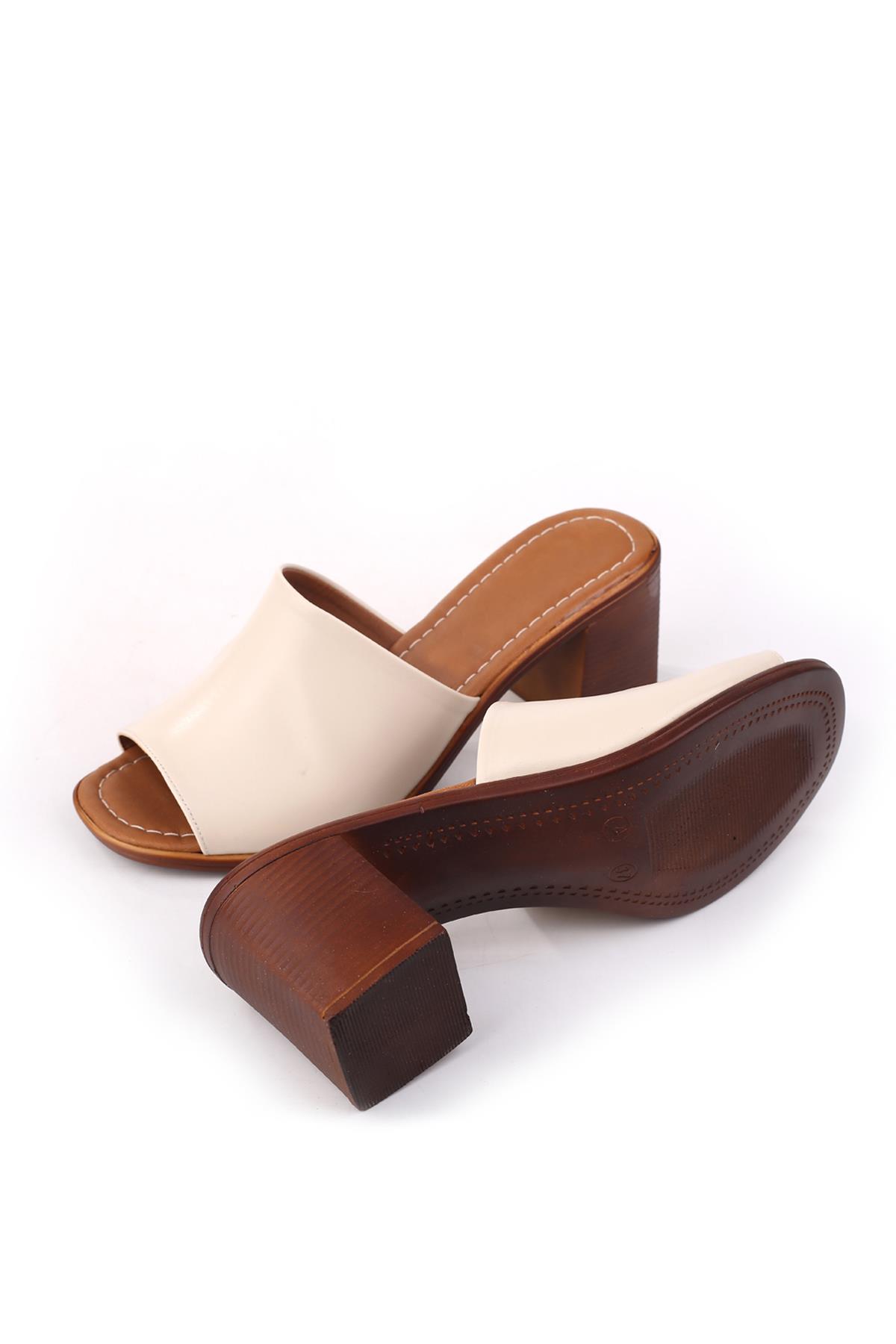 1701 Kadın 7 Cm Kare Topuk Rahat Taban Kadın Terlik - Görsel 6