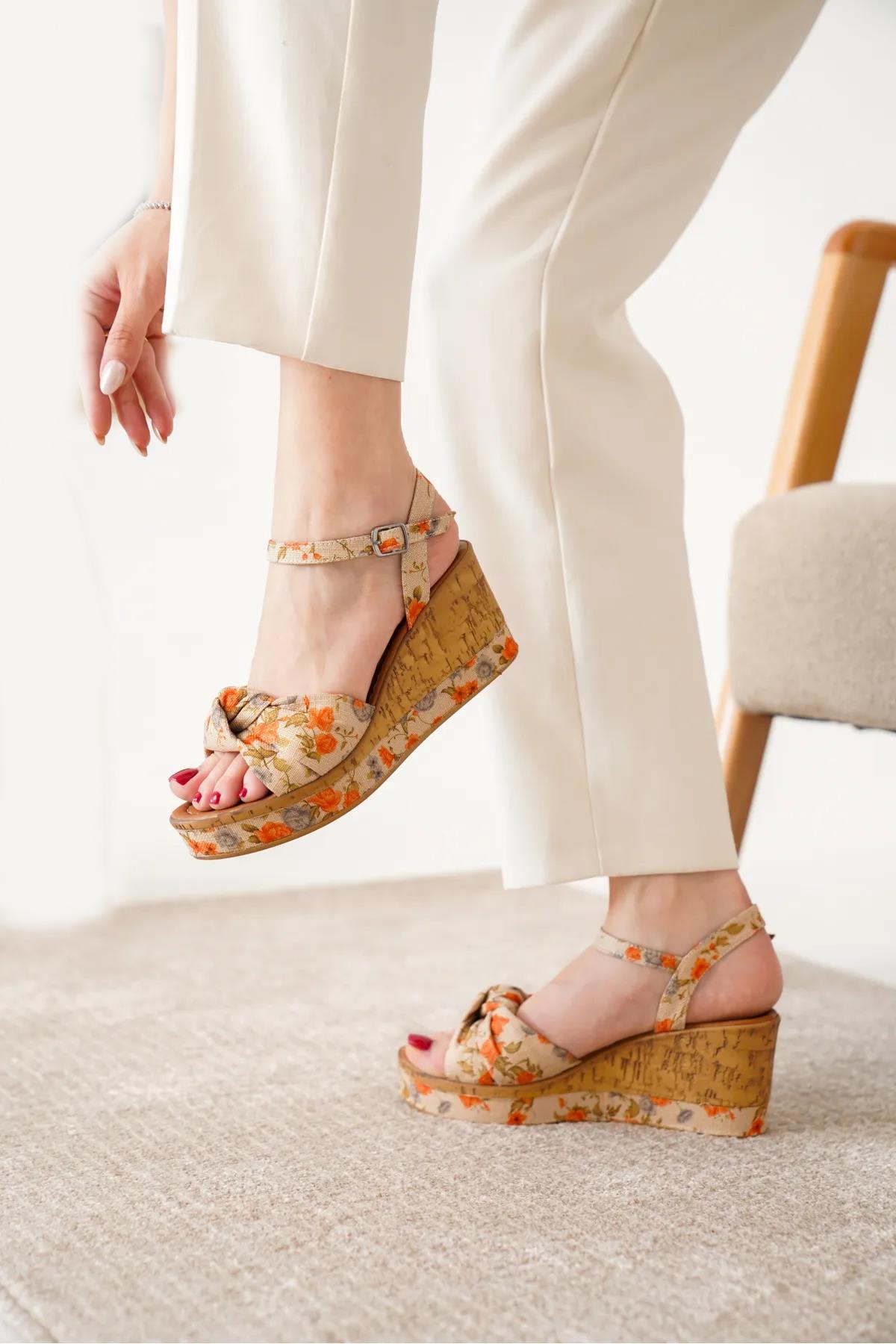 2019 Kadın 7 Cm Dolgu Topuk Rahat Yazlık Sandalet - Görsel 4