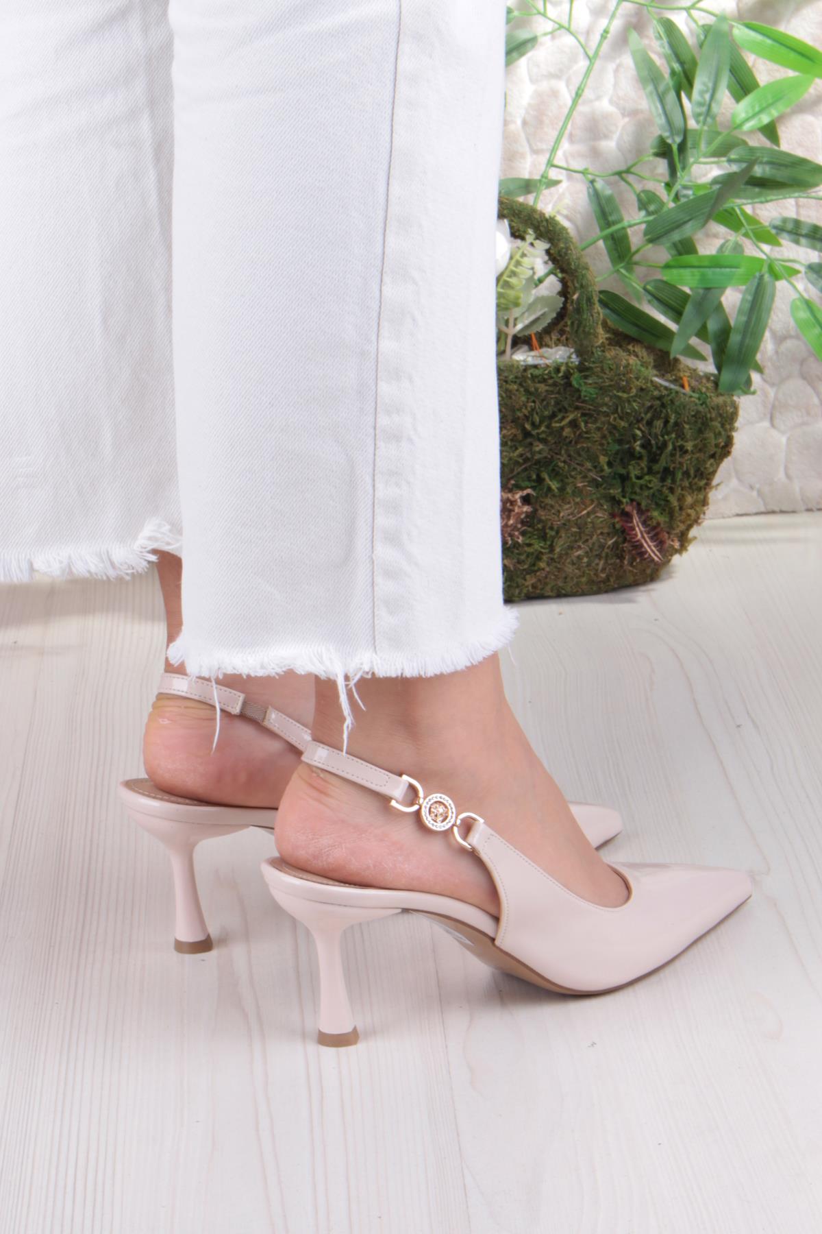 129-1122 Fls Rugan Önü Kapalı Arkası Açık Topuklu Kadın Ayakkabı - Görsel 5