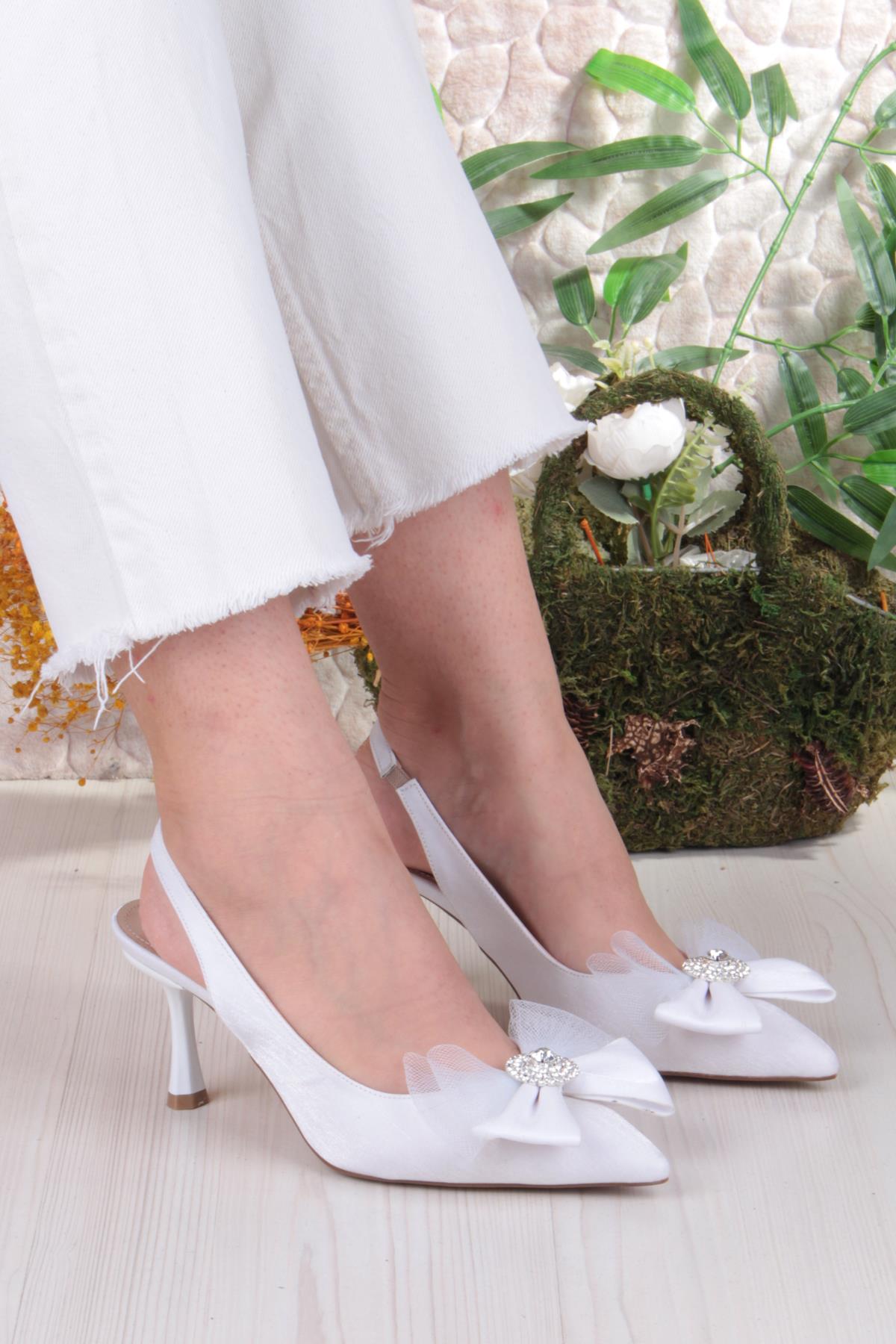 129-1070 Fls Saten Taşlı Fiyonk Detaylı Arkası Açık Önü Kapalı Topuklu Kadın Ayakkabı - Görsel 2