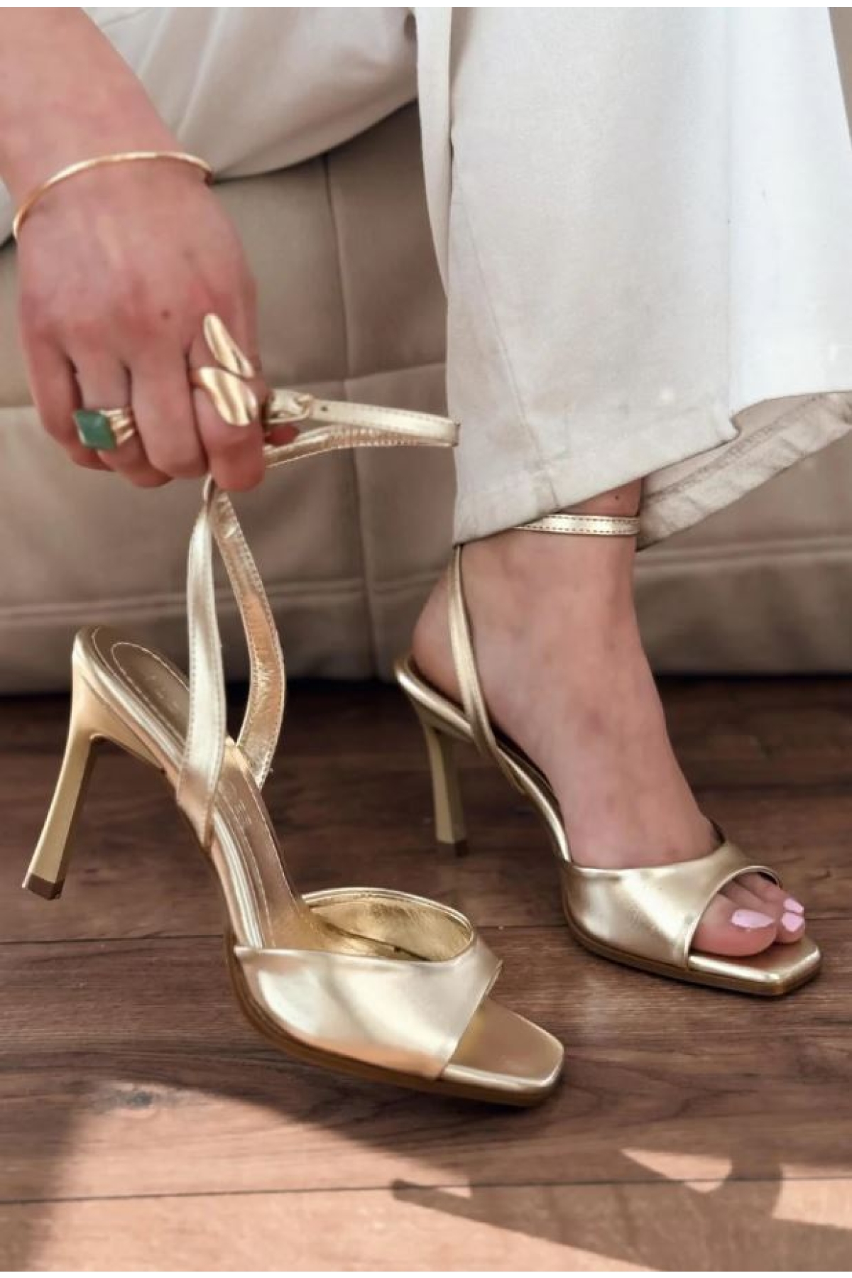 Bilekten Bağlamalı Tek Bant Kadın Topuklu Ayakkabı - Görsel 7