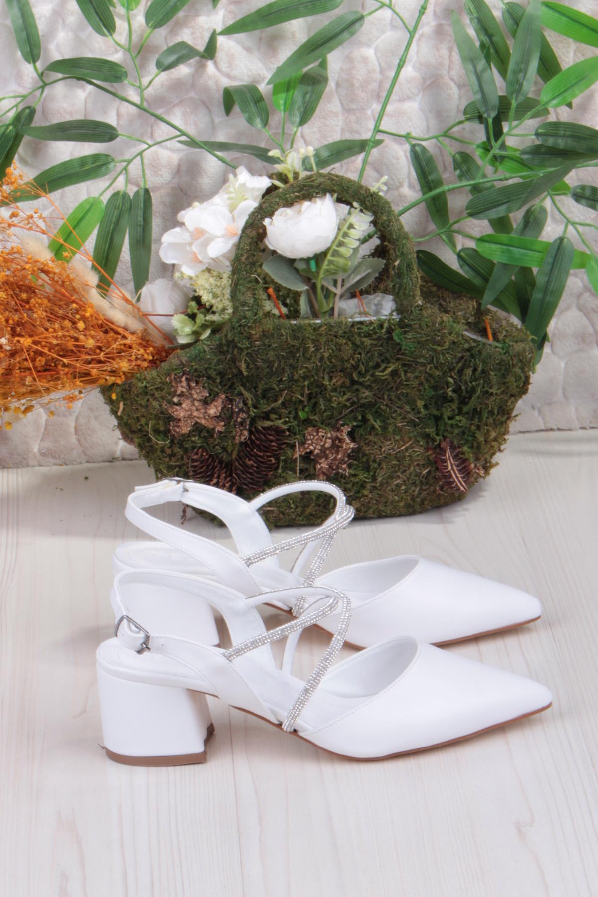 110-411 Çapraz Taşlı Arkası Açık Klasik Topuklu Kadın Ayakkabı - Görsel 3