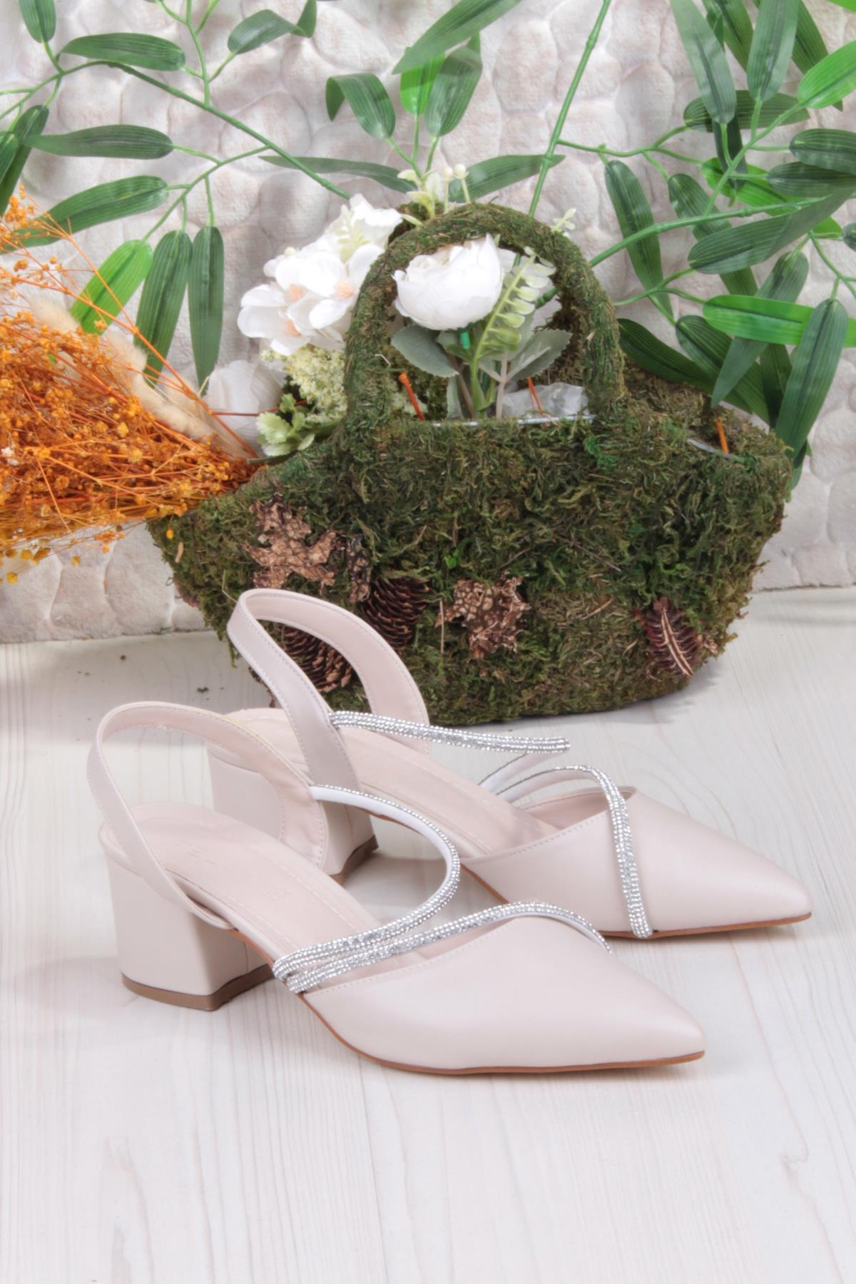 110-415 Biye Taşlı Alçak Kalın Topuklu Kadın Ayakkabı - Görsel 2