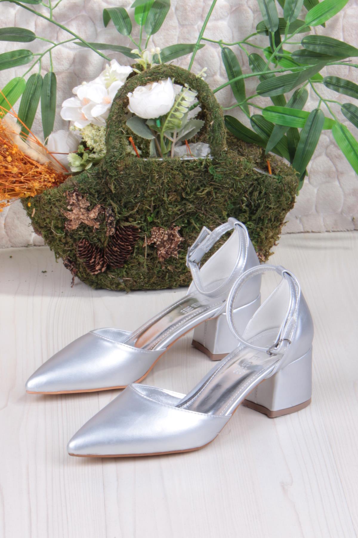 110-416 Rahat Alçak Kalın Topuklu Kadın Ayakkabı - Görsel 4