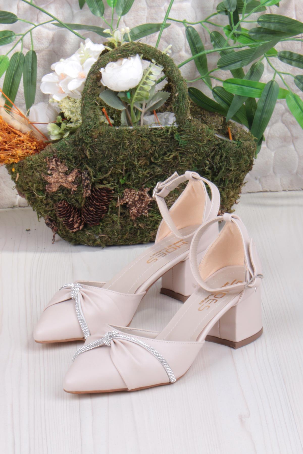 08-50 Biye Taşlı Burgu Model Alçak Topuklu Kadın Ayakkabı - Görsel 4