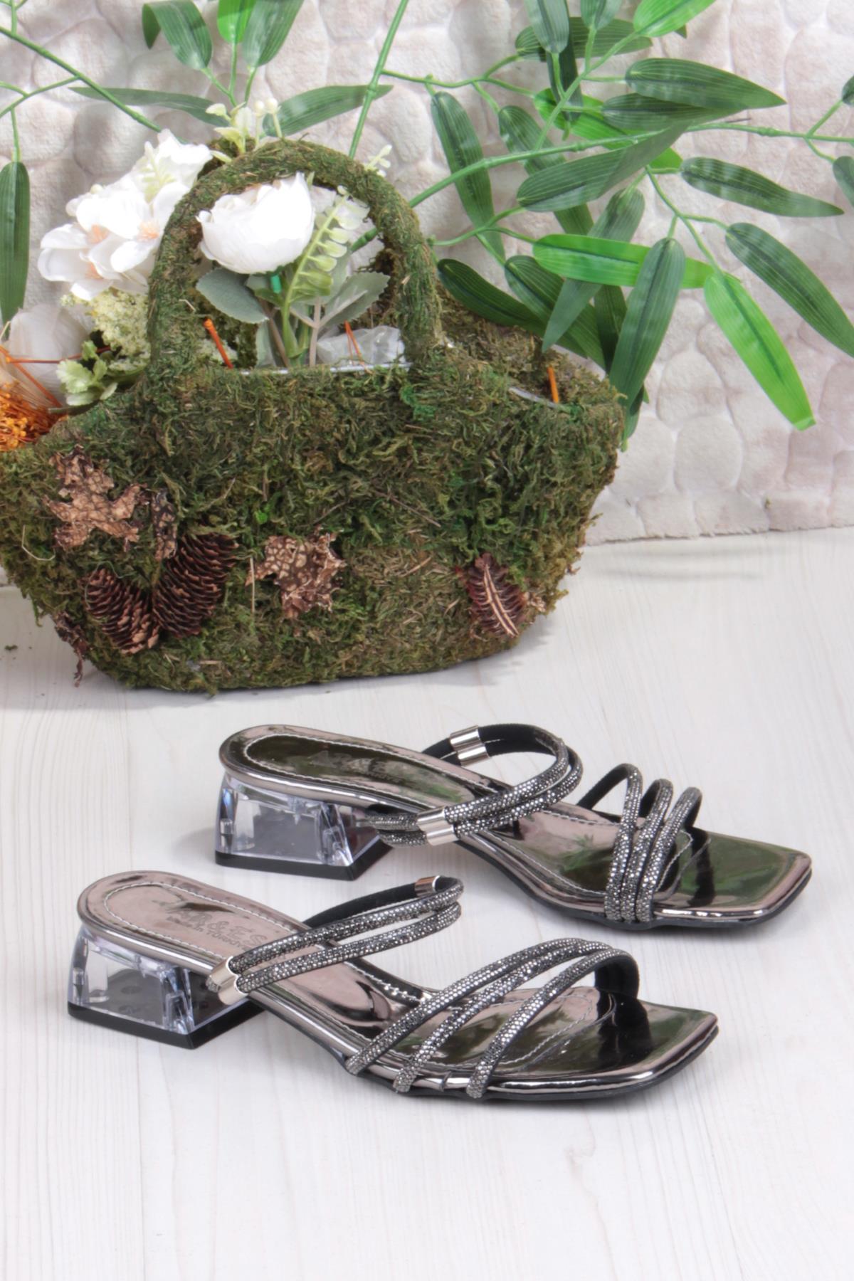 Ares 1696 Platin Taşlı Günlük Giyim Abiye Şeffaf Topuk Kadın Terlik - Görsel 6