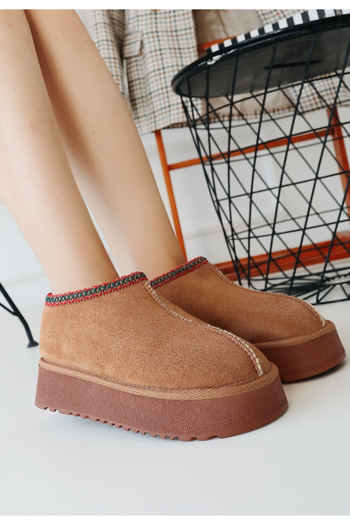 Taba Süet Yüksek Taban Kadın Düz Bot - Görsel 4