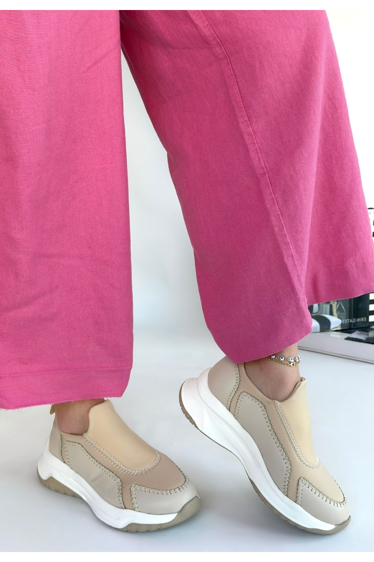 Bej Streçli Kadın Spor Ayakkabı - Görsel 3