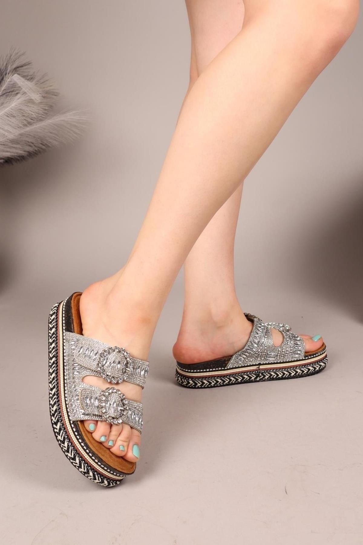 Elit BTBSJ02 Kadın Taşlı Düz Terlik Gümüş - Görsel 2