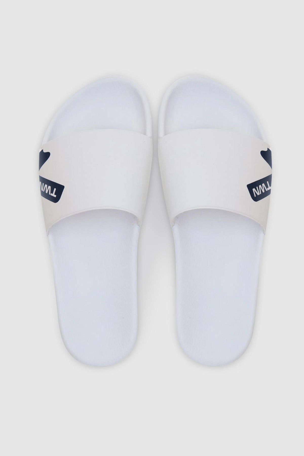 Beyaz Tek Bant Terlik - Görsel 4