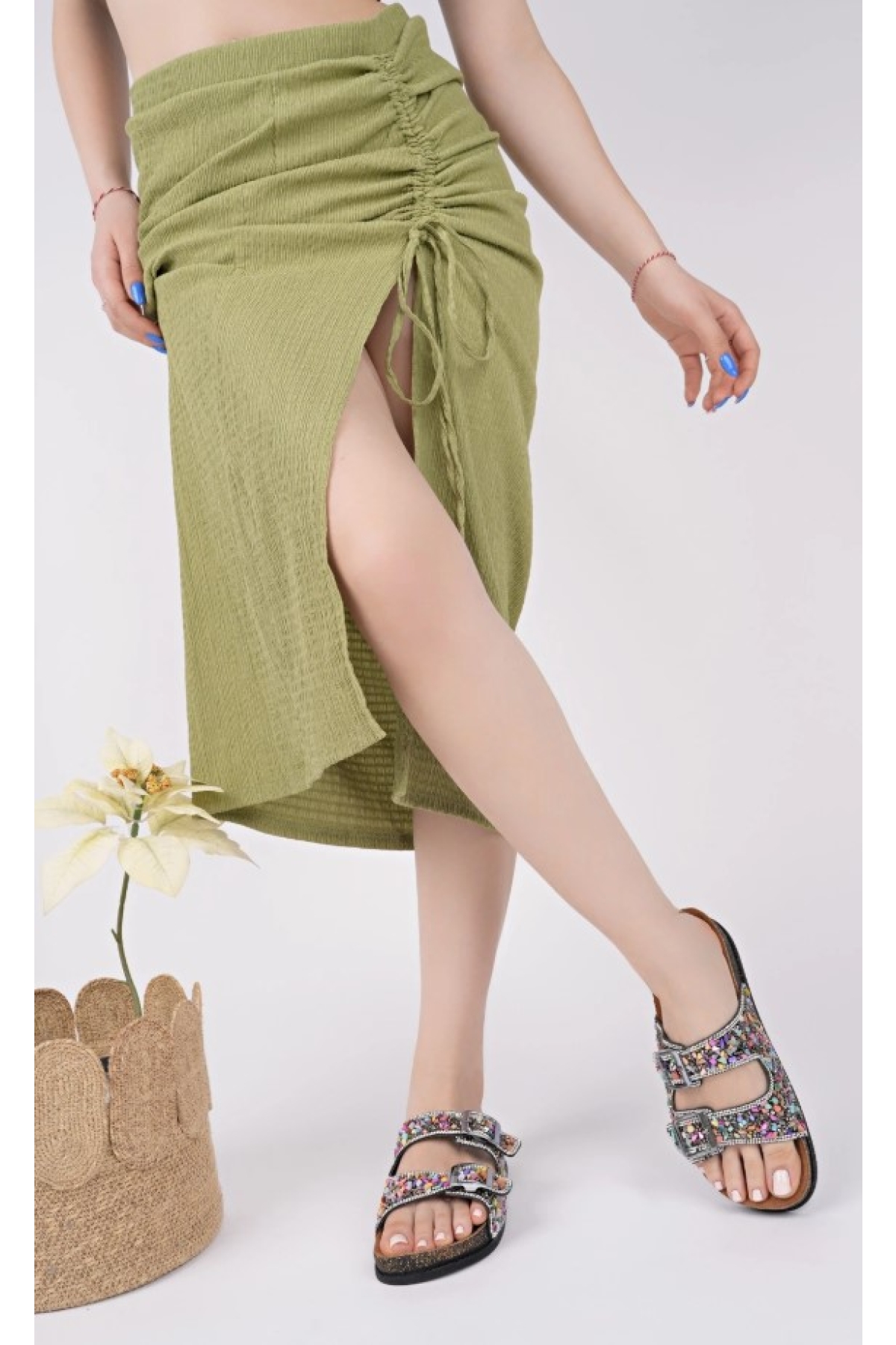 Çift Toka Mantar Taban Taş Detaylı Kadın Terlik - Görsel 5