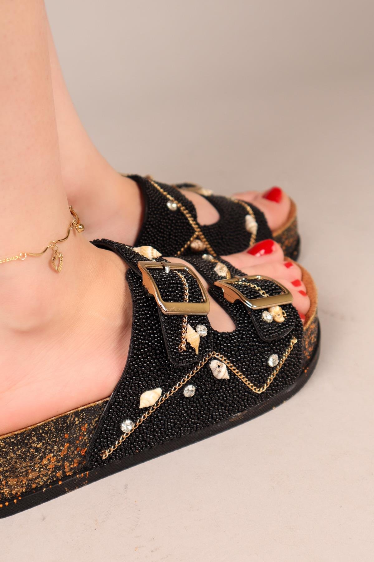 Çift Toka Mantar Taban Taş Detaylı Kadın Terlik - Görsel 6