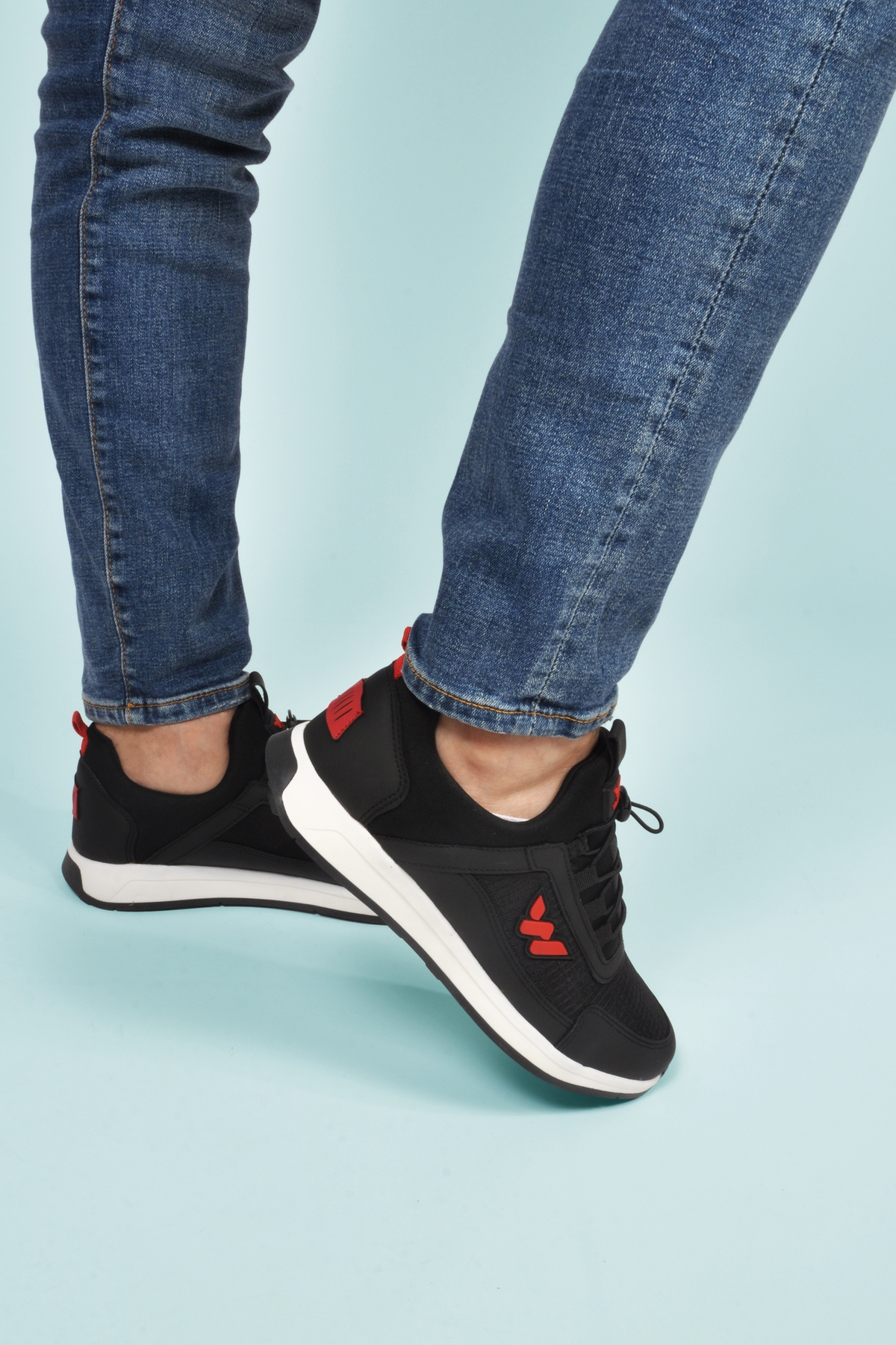 Siyah Kırmızı Kilit Bağcıklı Hafif Esnek Erkek Spor Ayakkabı Apollo 166 M - Görsel 4