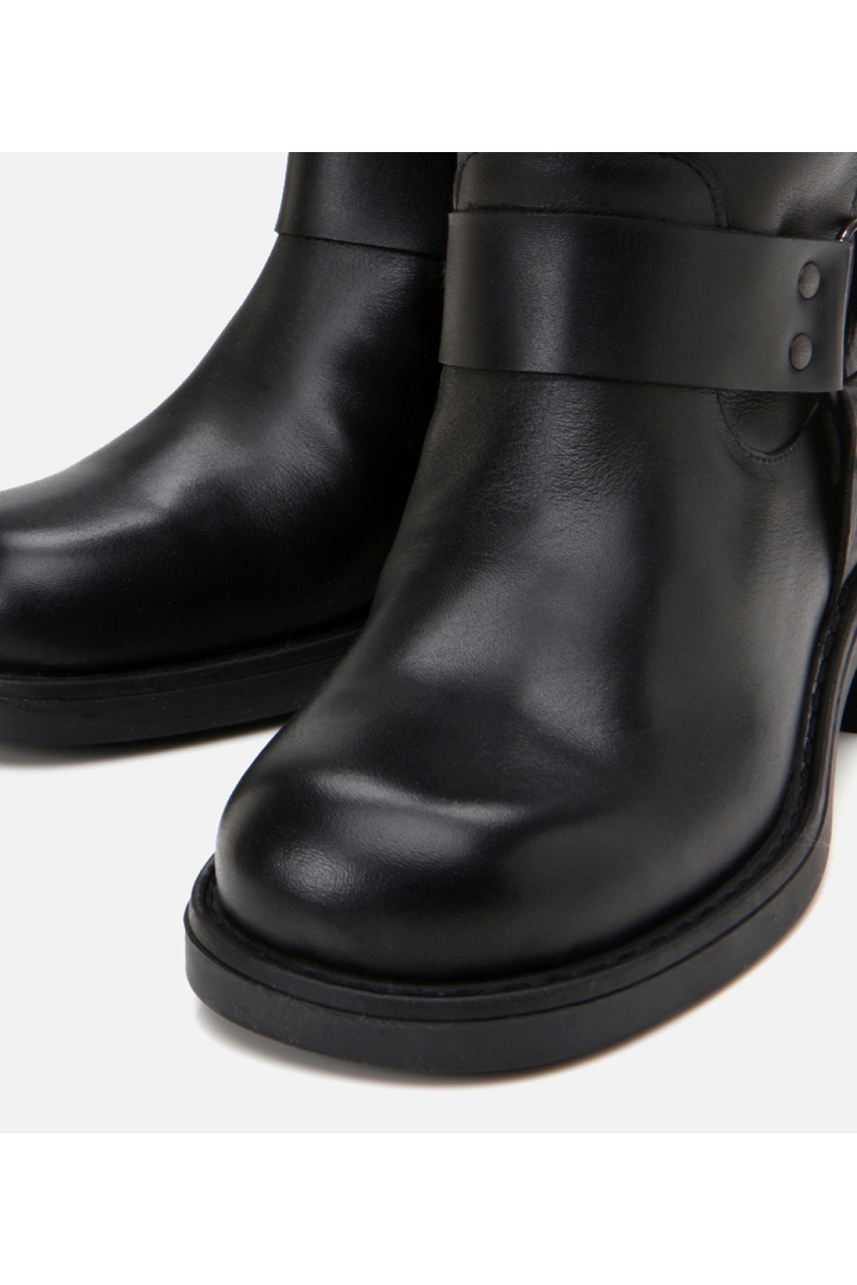 Kadın Deri Siyah Çizme - Görsel 4