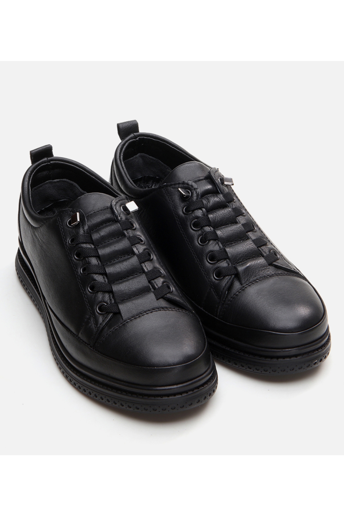 Kadın Deri Siyah Spor Ayakkabı - Görsel 3
