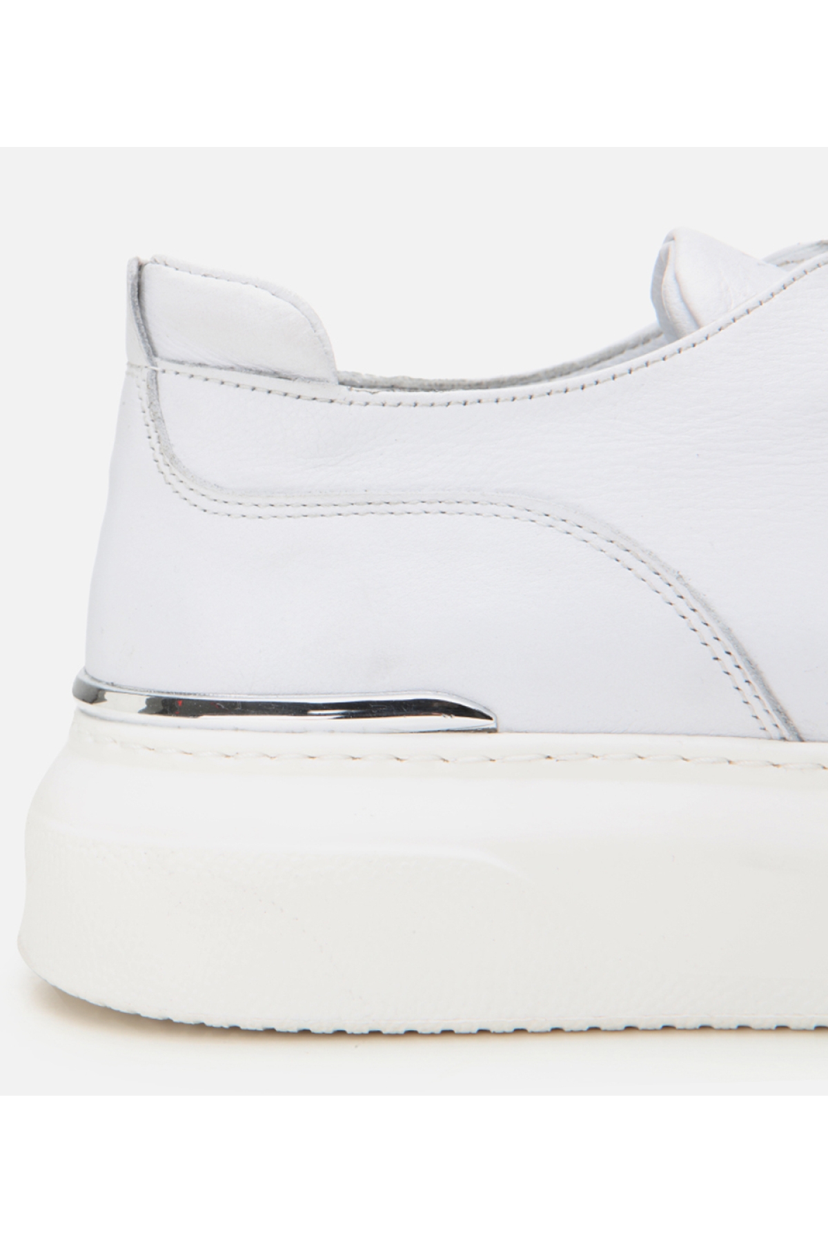 Erkek Deri Beyaz Toka Detaylı Spor Ayakkabı - Görsel 4