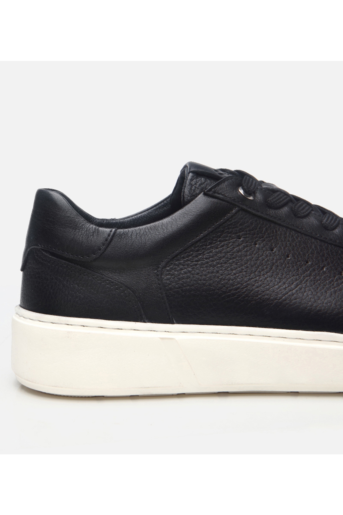 Erkek Deri Siyah Ultra Hafif Tabanlı Spor Ayakkabı - Görsel 4