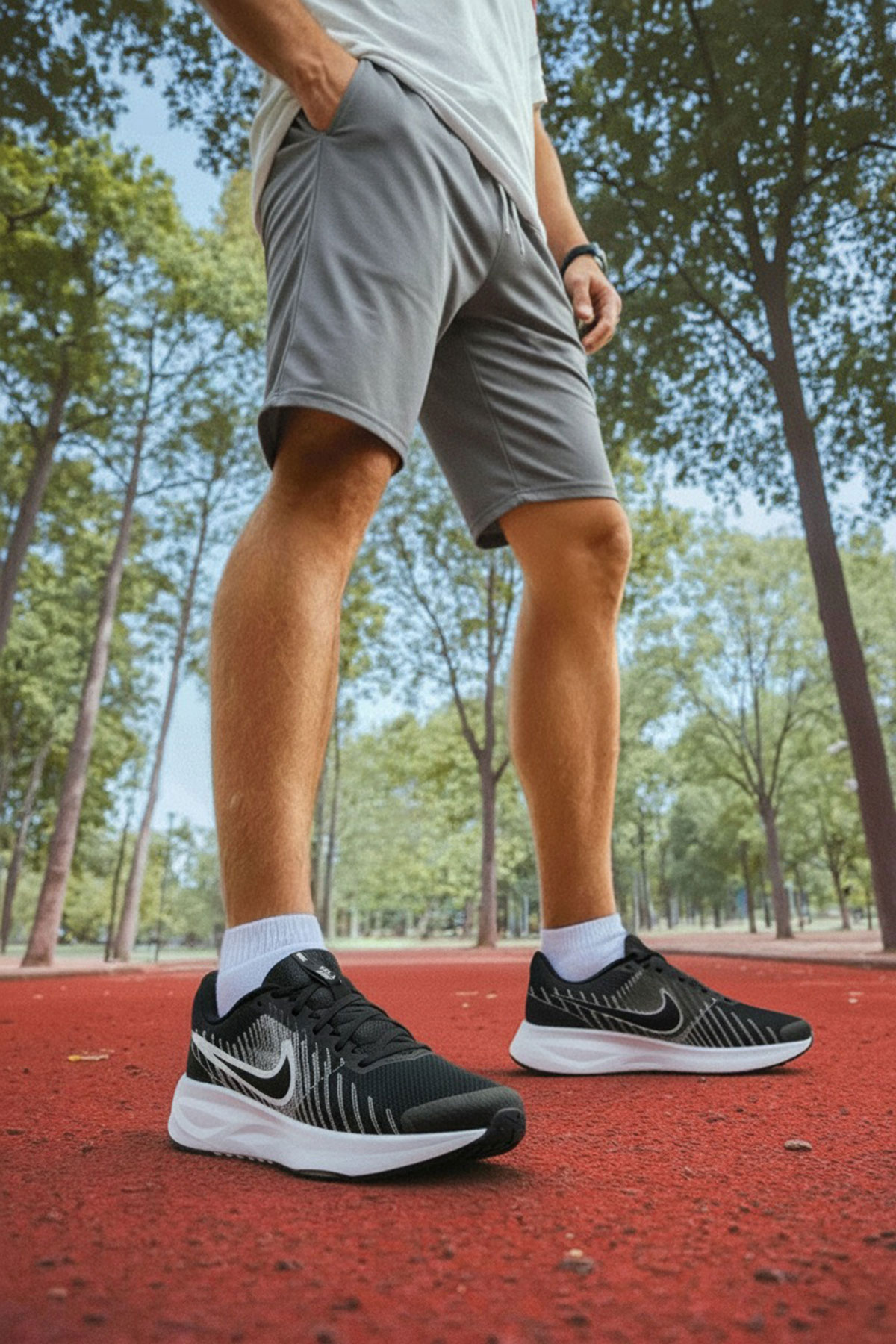 Nike RUN DEFY Siyah Erkek Koşu Ayakkabısı - Görsel 3