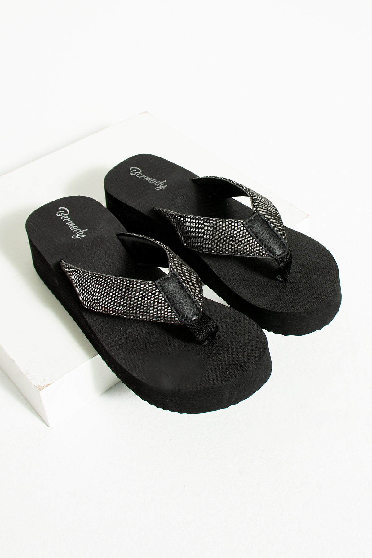 Robin Platform Topuk Kadın Parmak Arası Plaj Terlik - Görsel 5