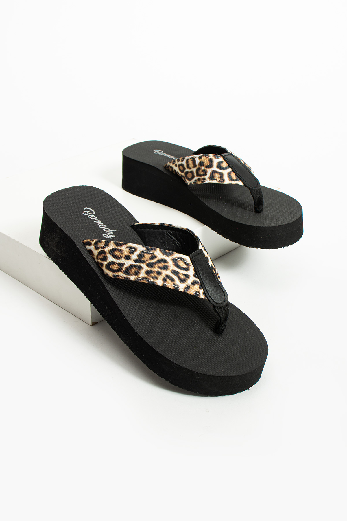 Robin Platform Topuk Kadın Parmak Arası Plaj Terlik - Görsel 6