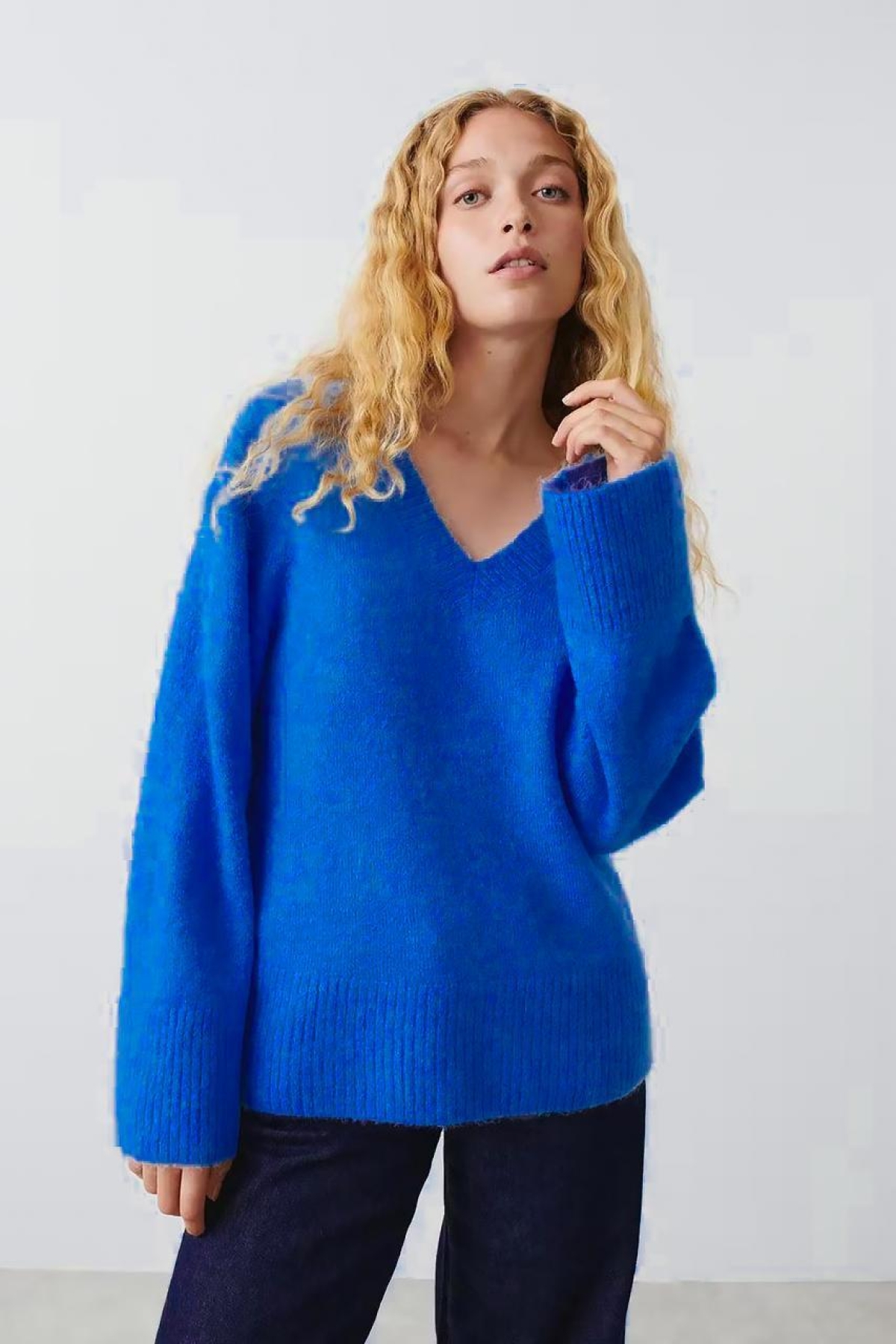 Mavi V Yaka Oversize Kadın Triko Kazak MG2149 Fiyatları | Flo