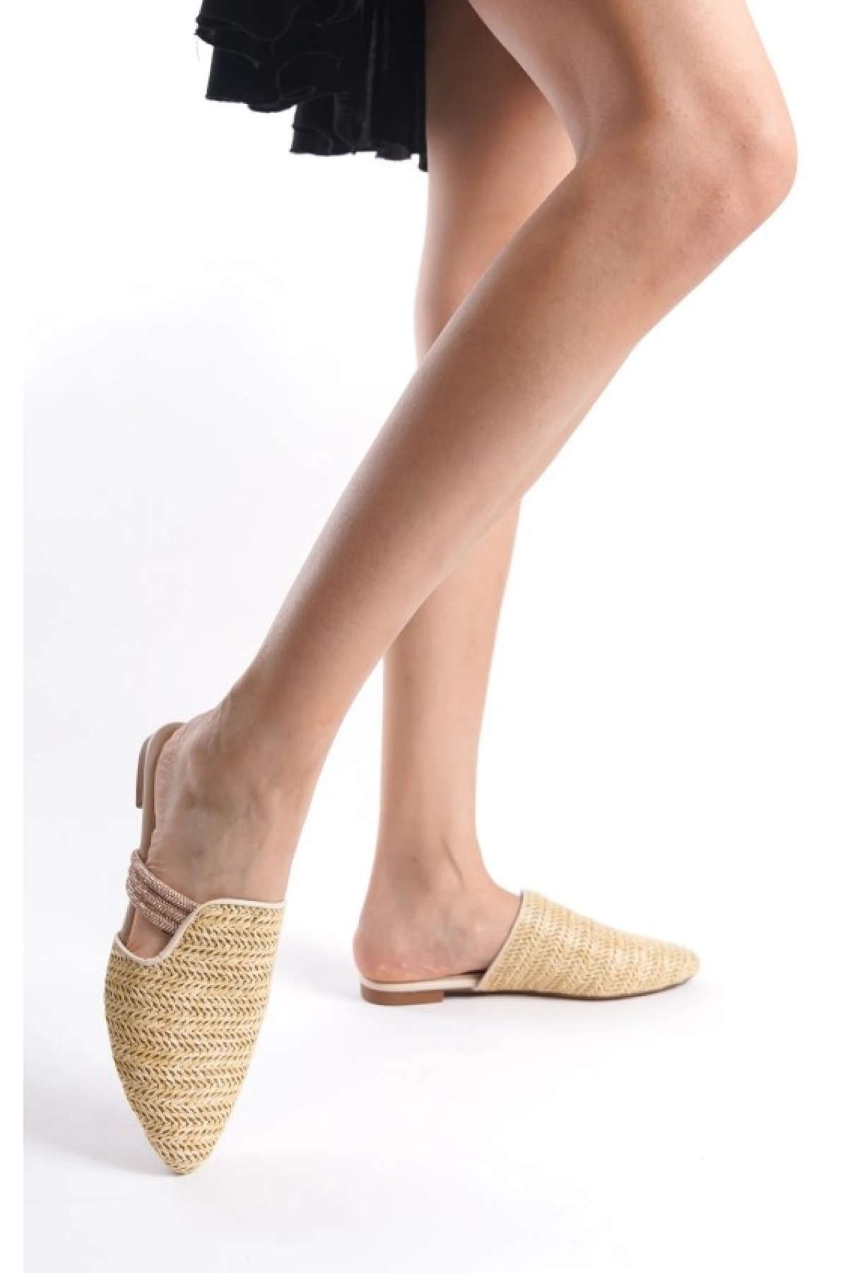 İnce Taban Hasır Detaylı Kadın Terlik - Görsel 4