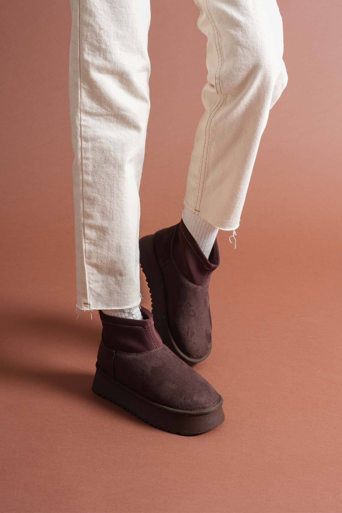 Kahve Süet Kadın Düz Bot - Görsel 3