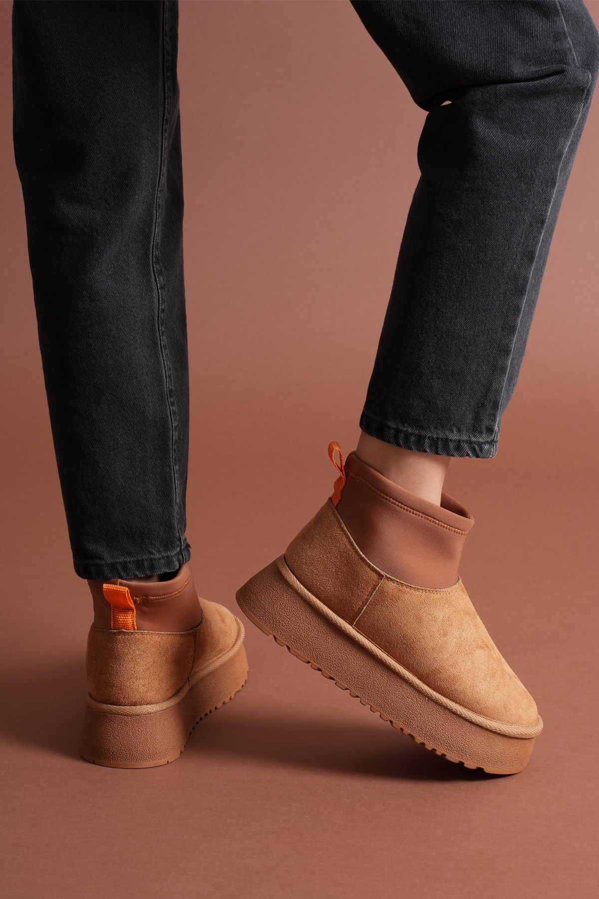 Taba Süet Kadın Düz Bot - Görsel 4
