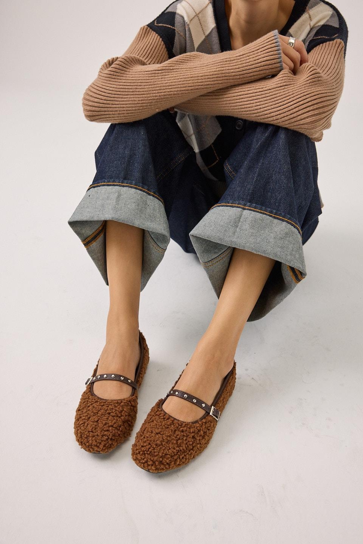 Peluş Kahve Kadın Babet - Görsel 2