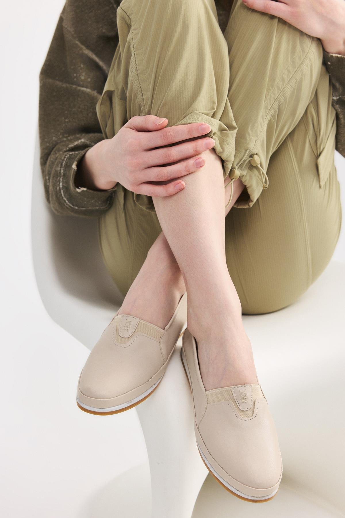 Kadın Bej Comfort Düz Ayakkabı - Görsel 4