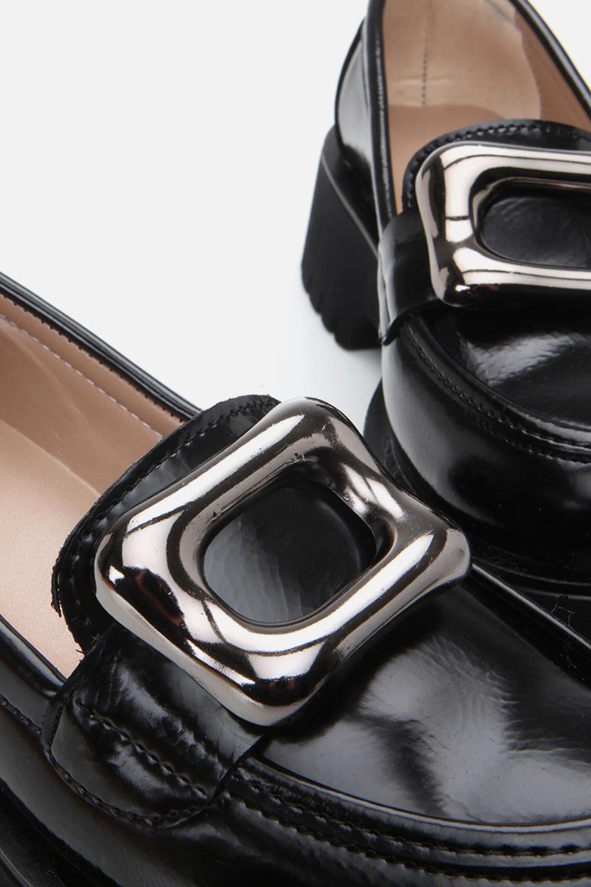 Kadın Rugan Siyah Tokalı Şık Günlük Loafer - Görsel 6