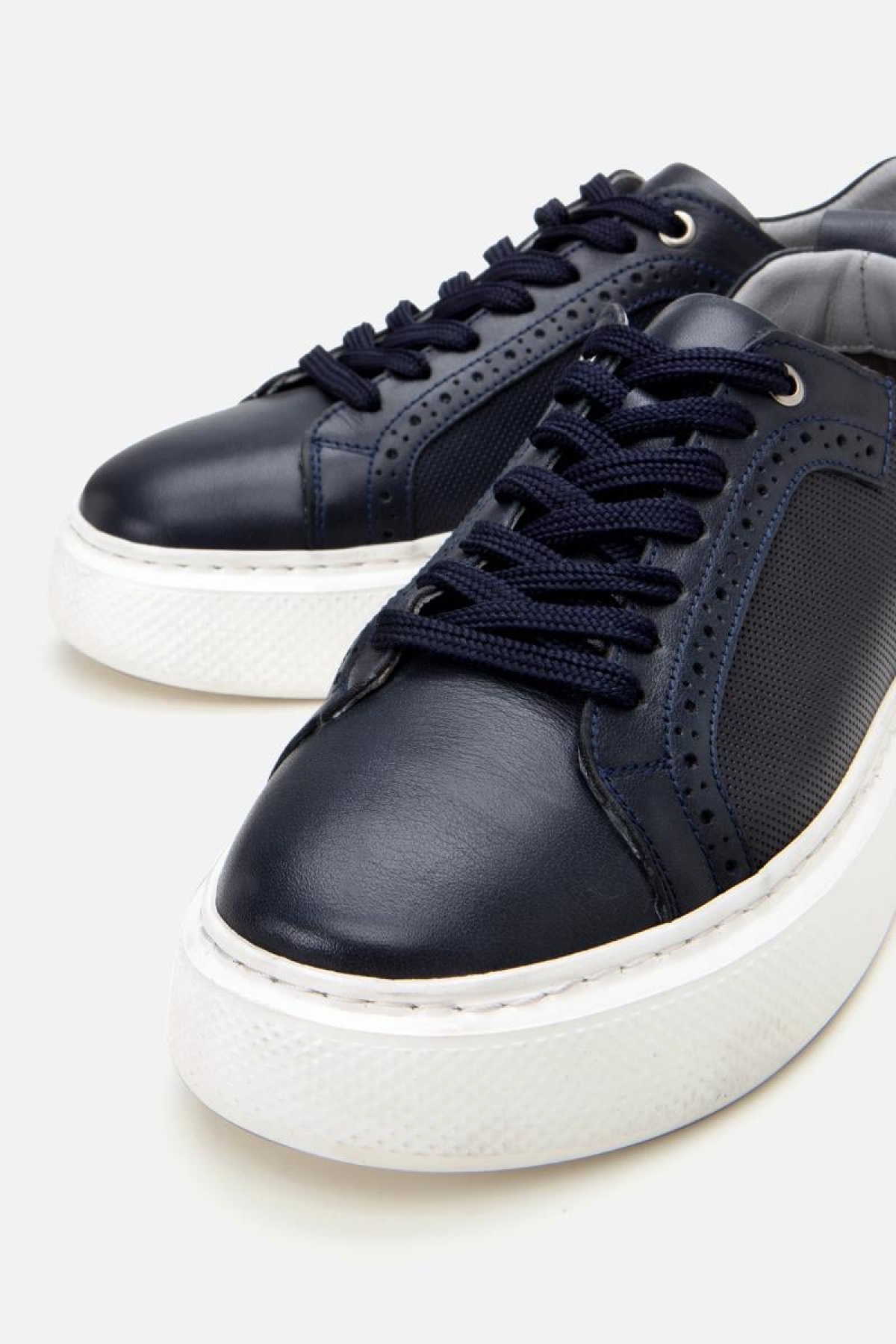 Erkek Deri Lacivert Hafif Tabanlı Spor Ayakkabı - Görsel 6