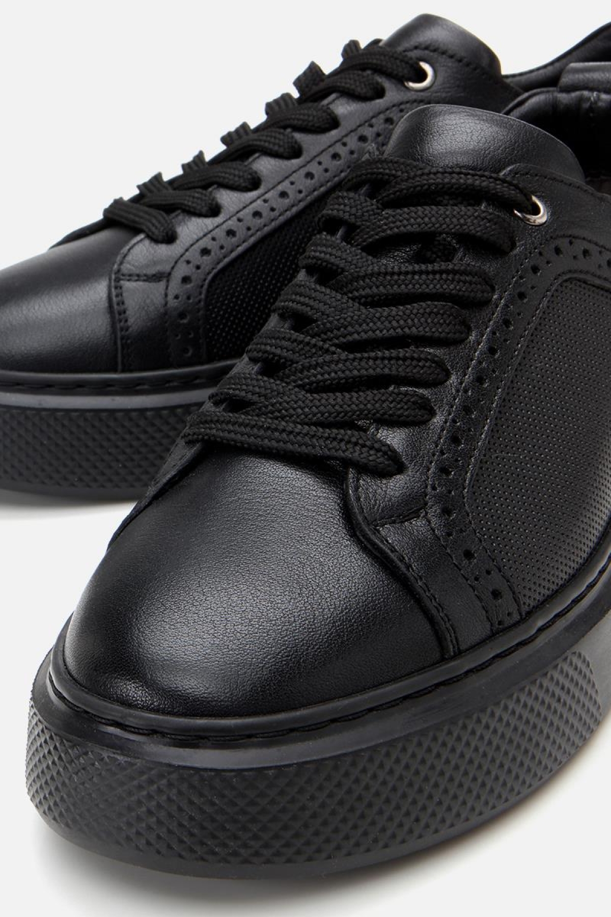 Erkek Deri Siyah Hafif Tabanlı Spor Ayakkabı - Görsel 5