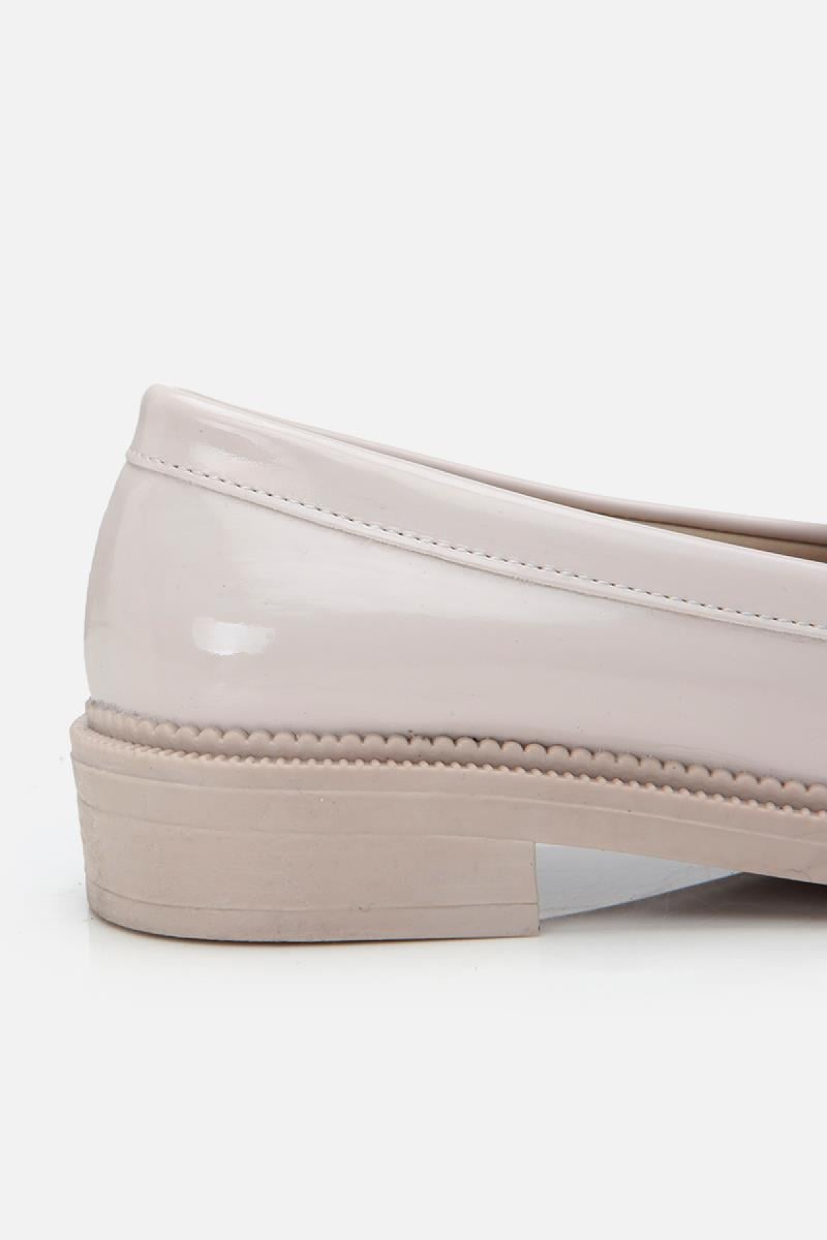 Kadın Rugan Bej Tokalı Klasik Loafer - Görsel 5