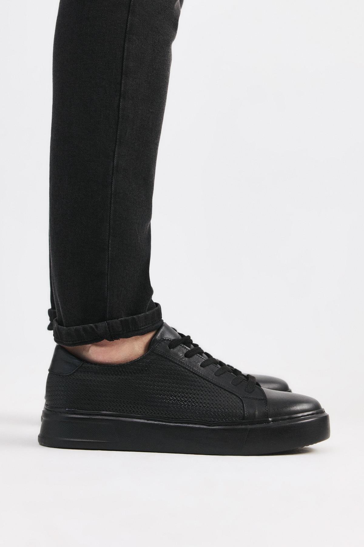 Erkek Deri Siyah Hafif Tabanlı Spor Ayakkabı - Görsel 3