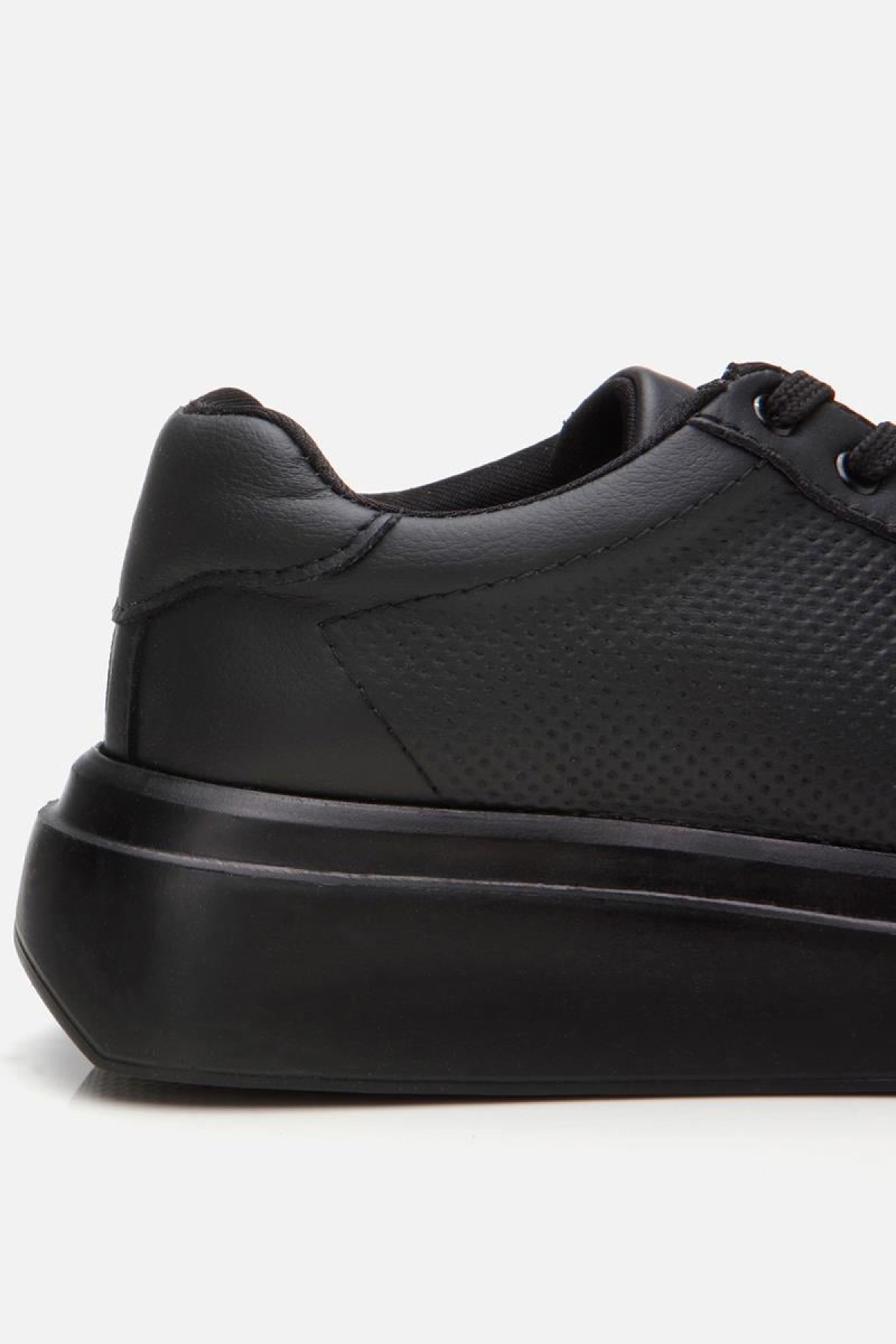 Kadın Siyah Kalın Tabanlı Spor Ayakkabı - Görsel 5