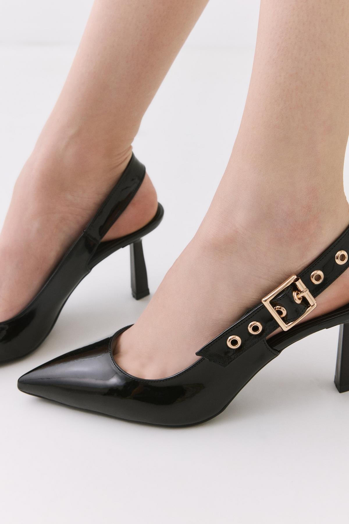 Kadın Rugan Siyah Kemerli Stiletto - Görsel 4