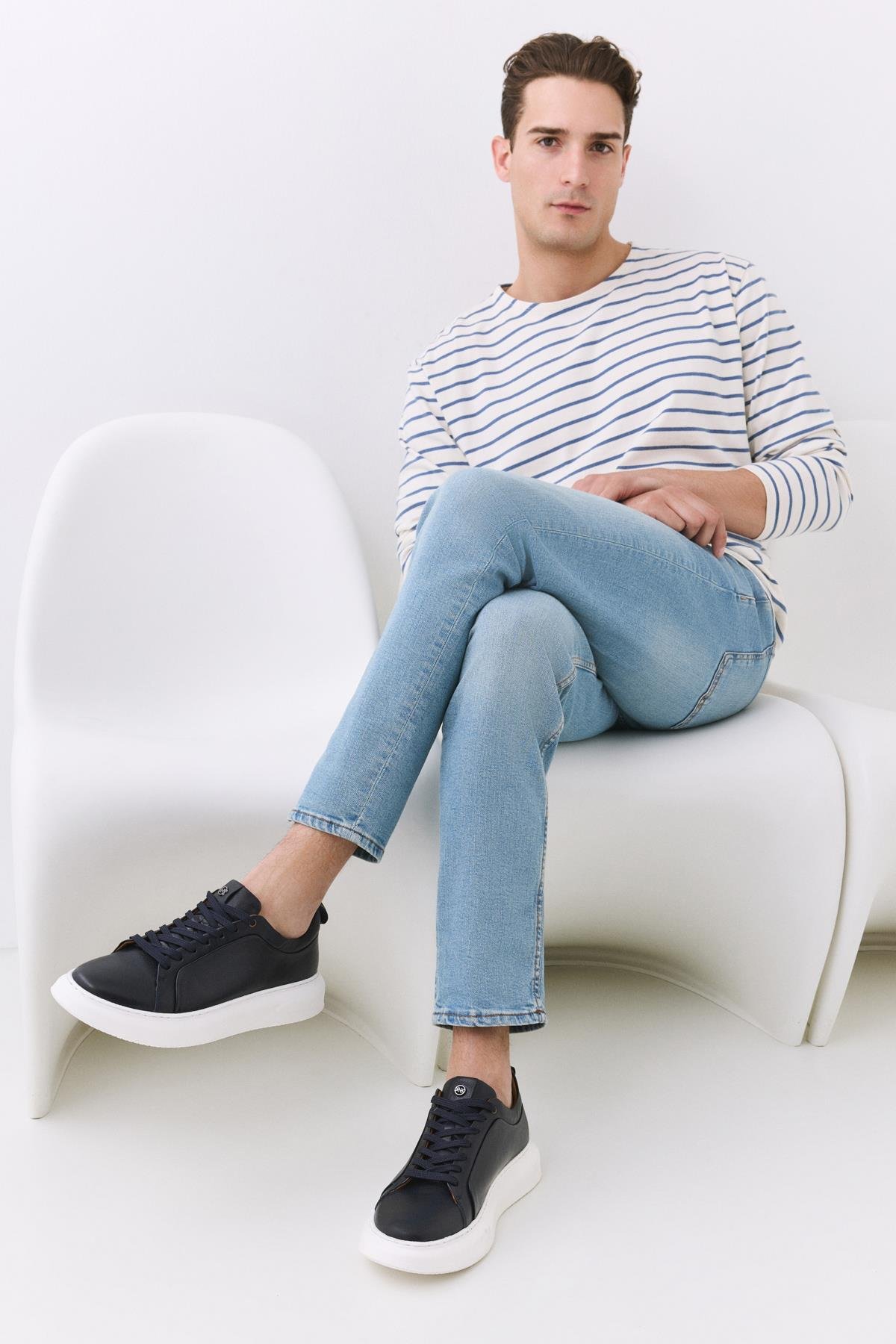 Erkek Deri Lacivert Hafif Tabanlı Spor Ayakkabı - Görsel 2