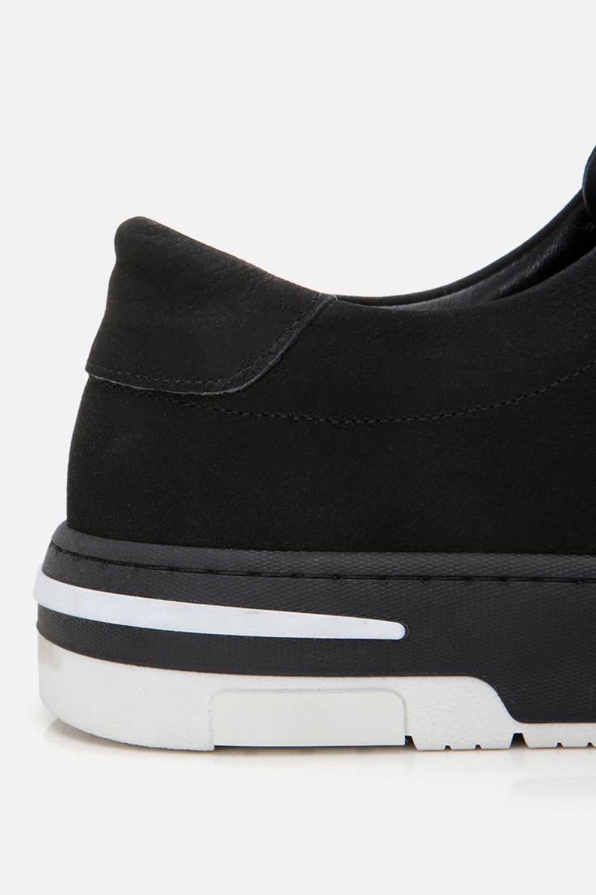 Erkek Nubuk Deri Siyah Spor Ayakkabı - Görsel 6