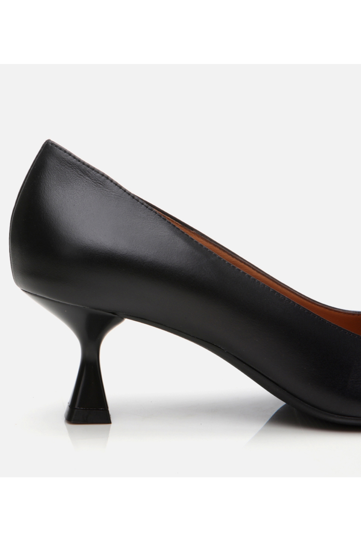 Kadın Deri Siyah Esnek Tabanlı Stiletto - Görsel 4