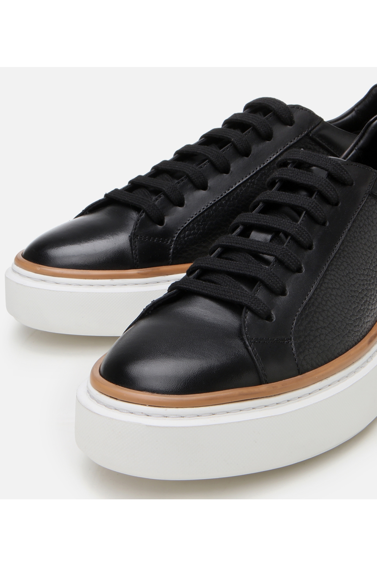 Erkek Deri Siyah Hafif Tabanlı Spor Ayakkabı - Görsel 4